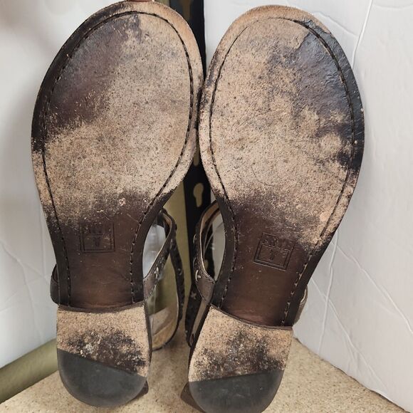 Frye Brown Leather Beaded T Thong Sandals Flats Boho Size Cross stitch - Picture 13 of 16